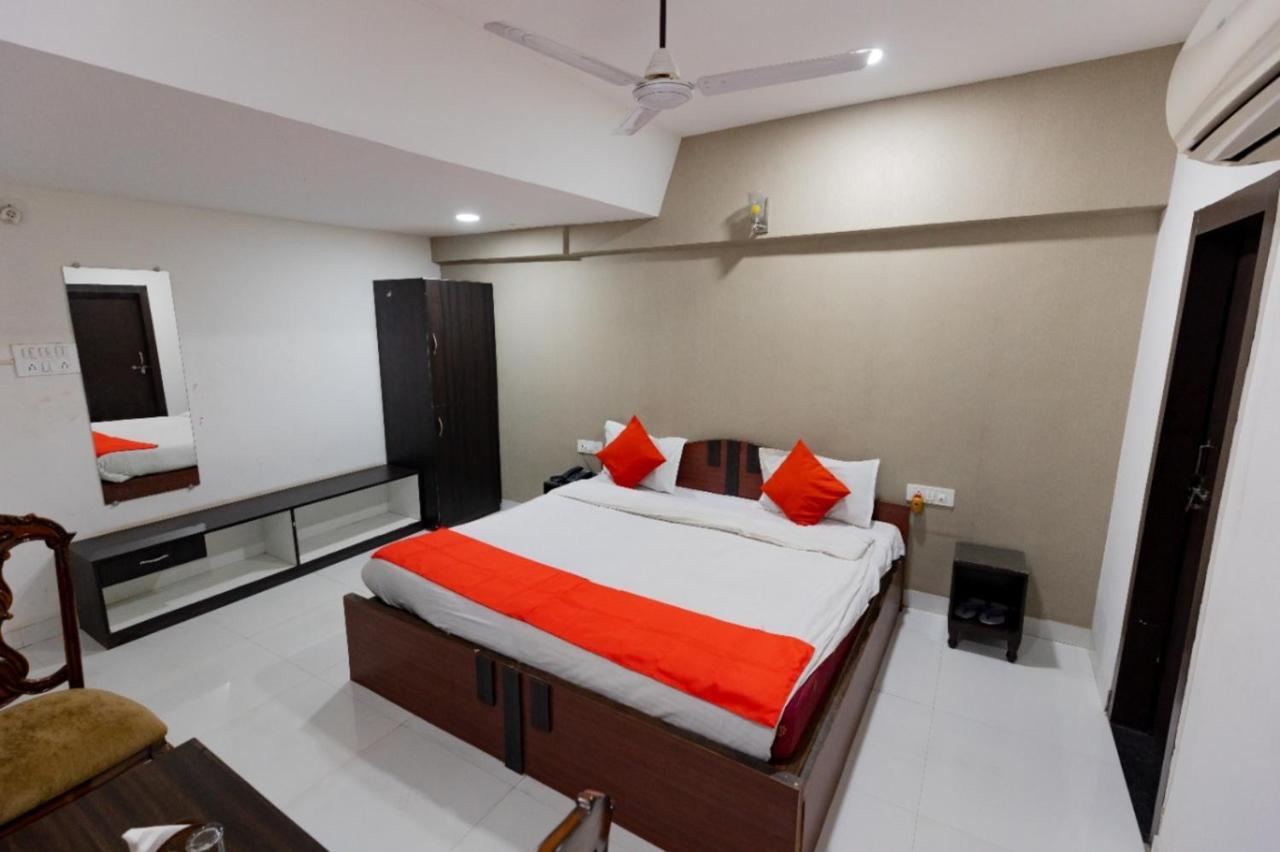 Hotel Deendayal Korba Экстерьер фото